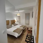 2 * Santander